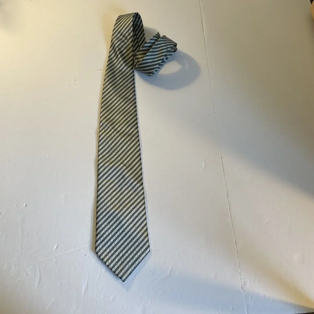 Ermenegildo Zegna  Silk Silver Blue  Tie  58” X 3 & 6/8 Striped - Picture 5 of 15